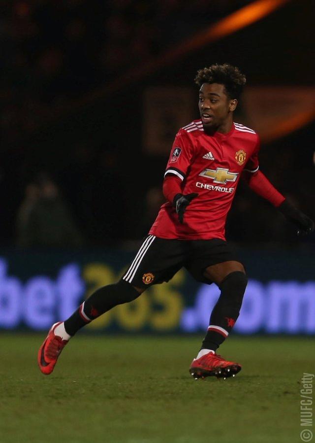 马赛发布备战花絮;关键时刻强势反弹;足总杯任务艰巨;球探报告显示潜力 马赛发布备战花絮;关键时刻强势反弹;足总杯任务艰巨;球探报告显示潜力